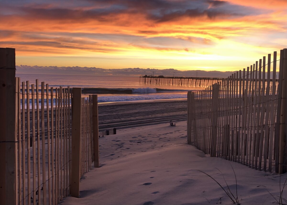 Fence Line to the Pier
