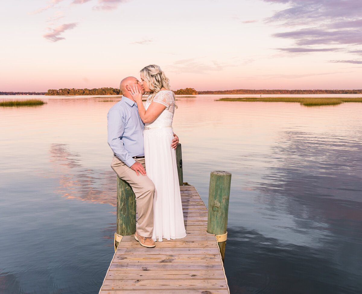 Dockside Kiss